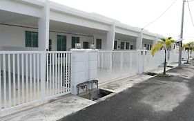 Kuala Kedah Taman Bersatu Frasers Homestay Unit 143